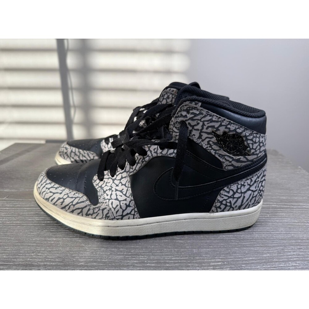 Nike Air Jordan Size 8, 1 Mid SE Elephant Toe 839115-013 2015